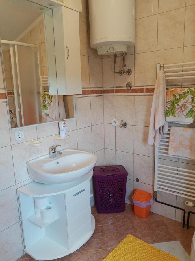 Apartments Villa Elda Peroj Dış mekan fotoğraf