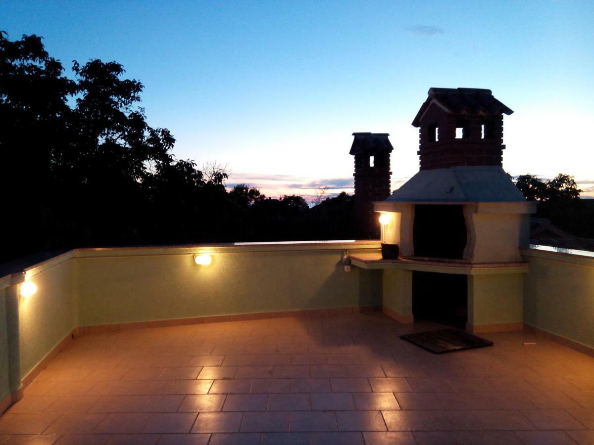 Apartments Villa Elda Peroj Dış mekan fotoğraf